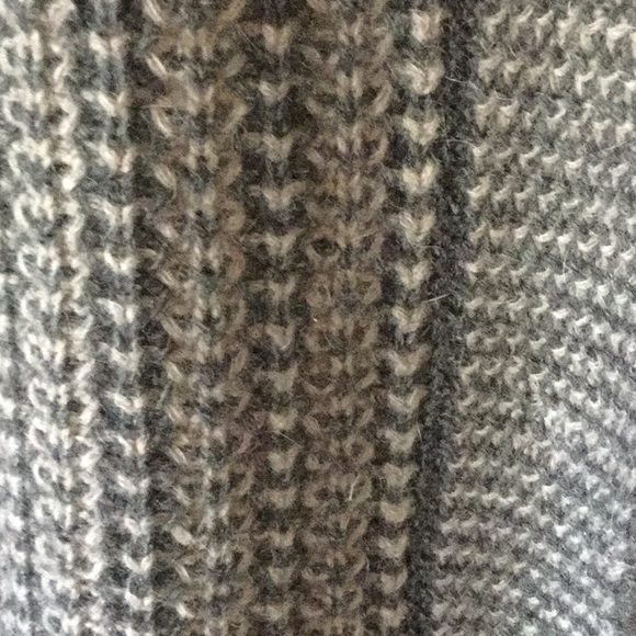 Virginie Castaway Cardigan Sweater 1/Small NEW - Picture 3 of 6